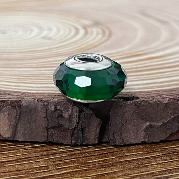 Murano Glass Fascinating Green Faceted Bead Charm - Picture 2 of 5